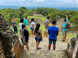 Xunantunich Mayan Ruins and Belize Zoo
